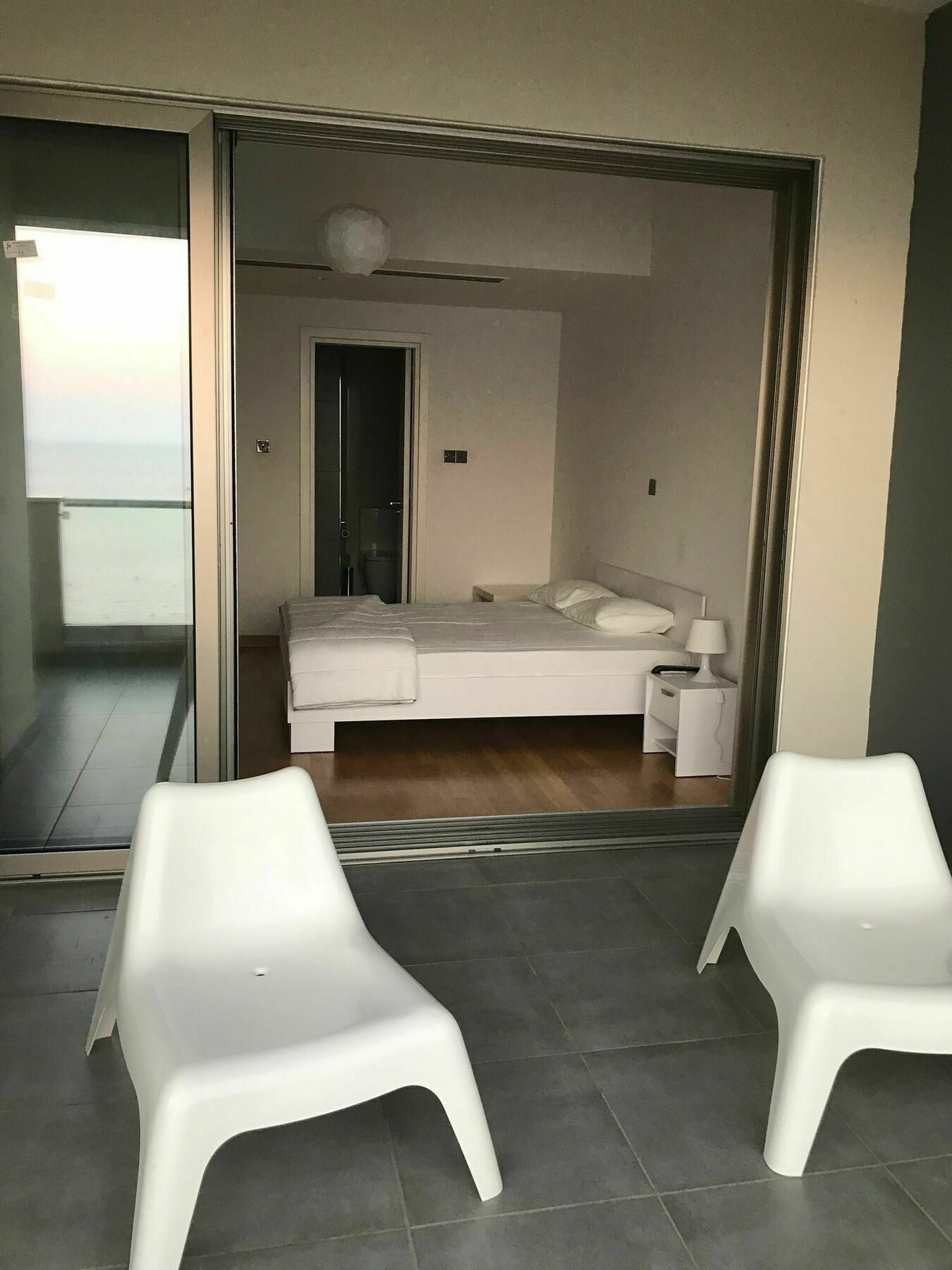 לרנקה Finikoudes Luxury Apartments מראה חיצוני תמונה
