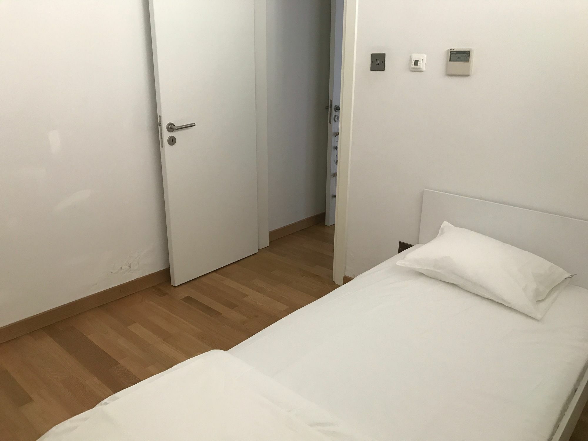 לרנקה Finikoudes Luxury Apartments מראה חיצוני תמונה