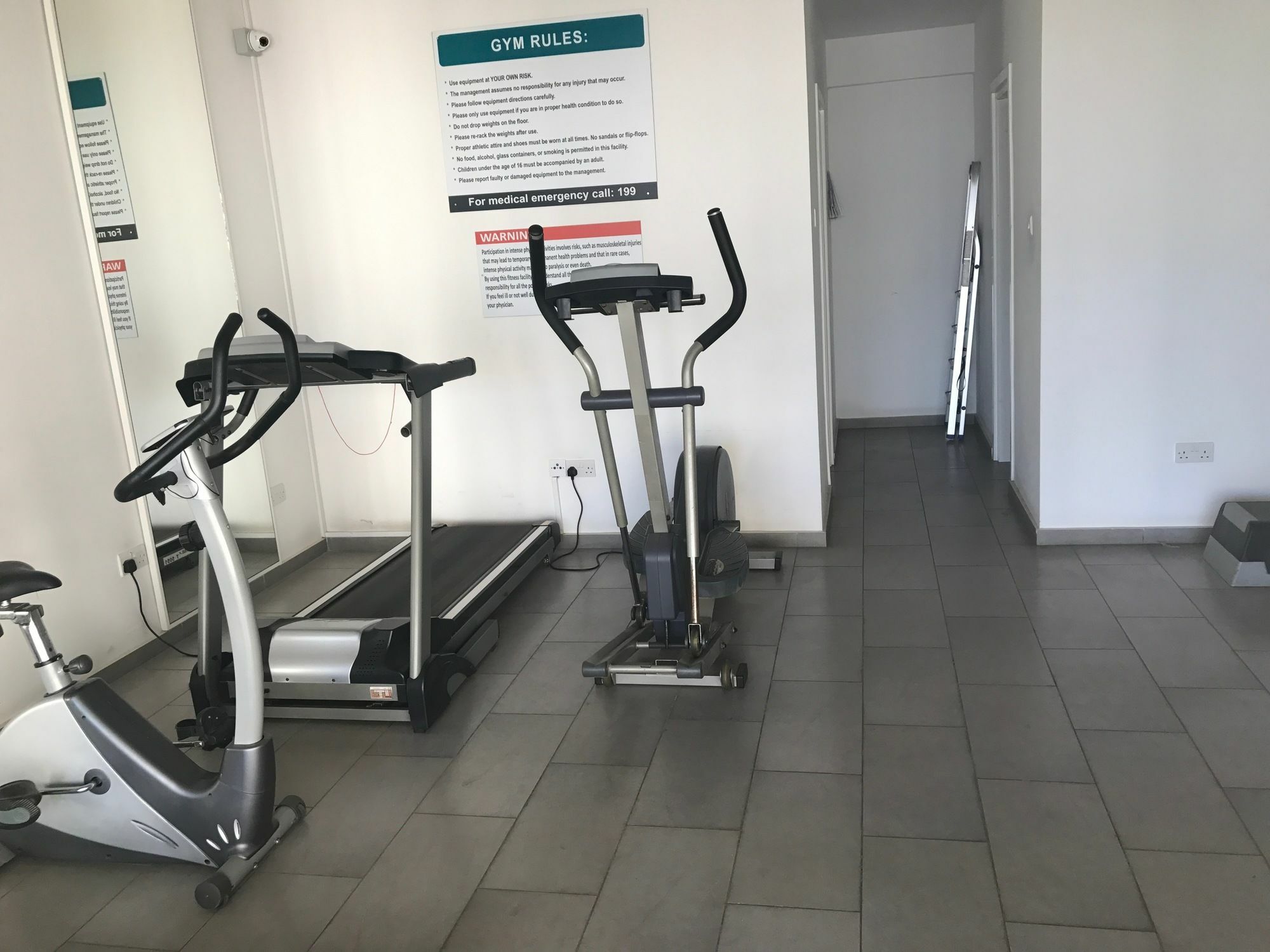לרנקה Finikoudes Luxury Apartments מראה חיצוני תמונה