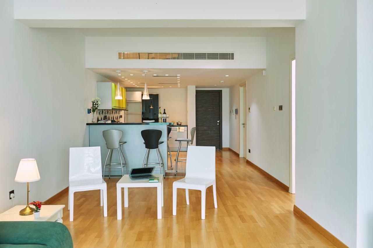 לרנקה Finikoudes Luxury Apartments מראה חיצוני תמונה